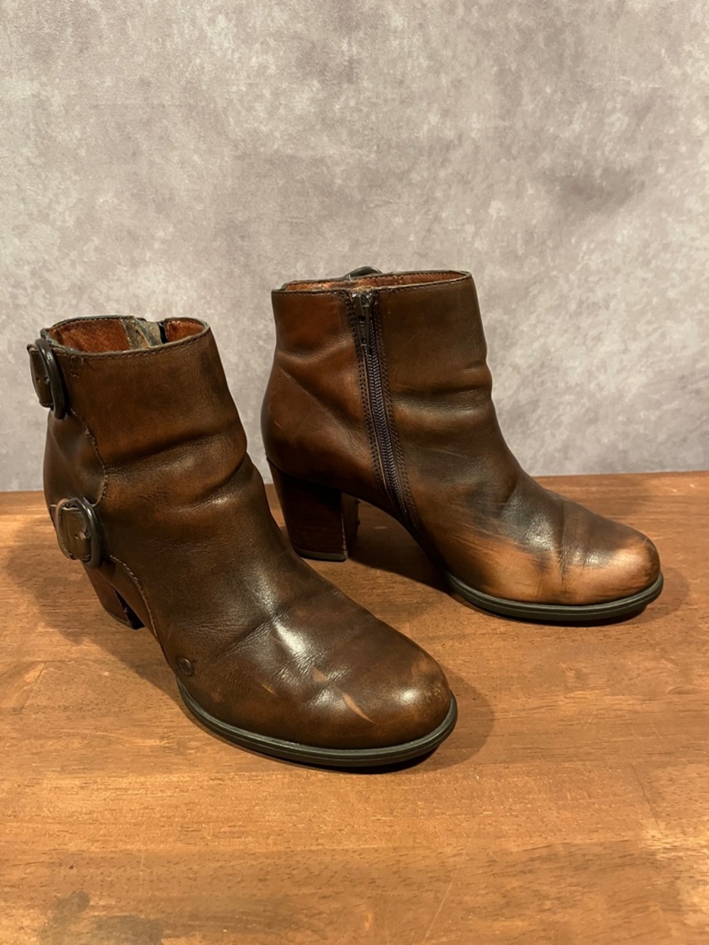 Born Brown Leather Ankle Moto Heeled Boots size 7